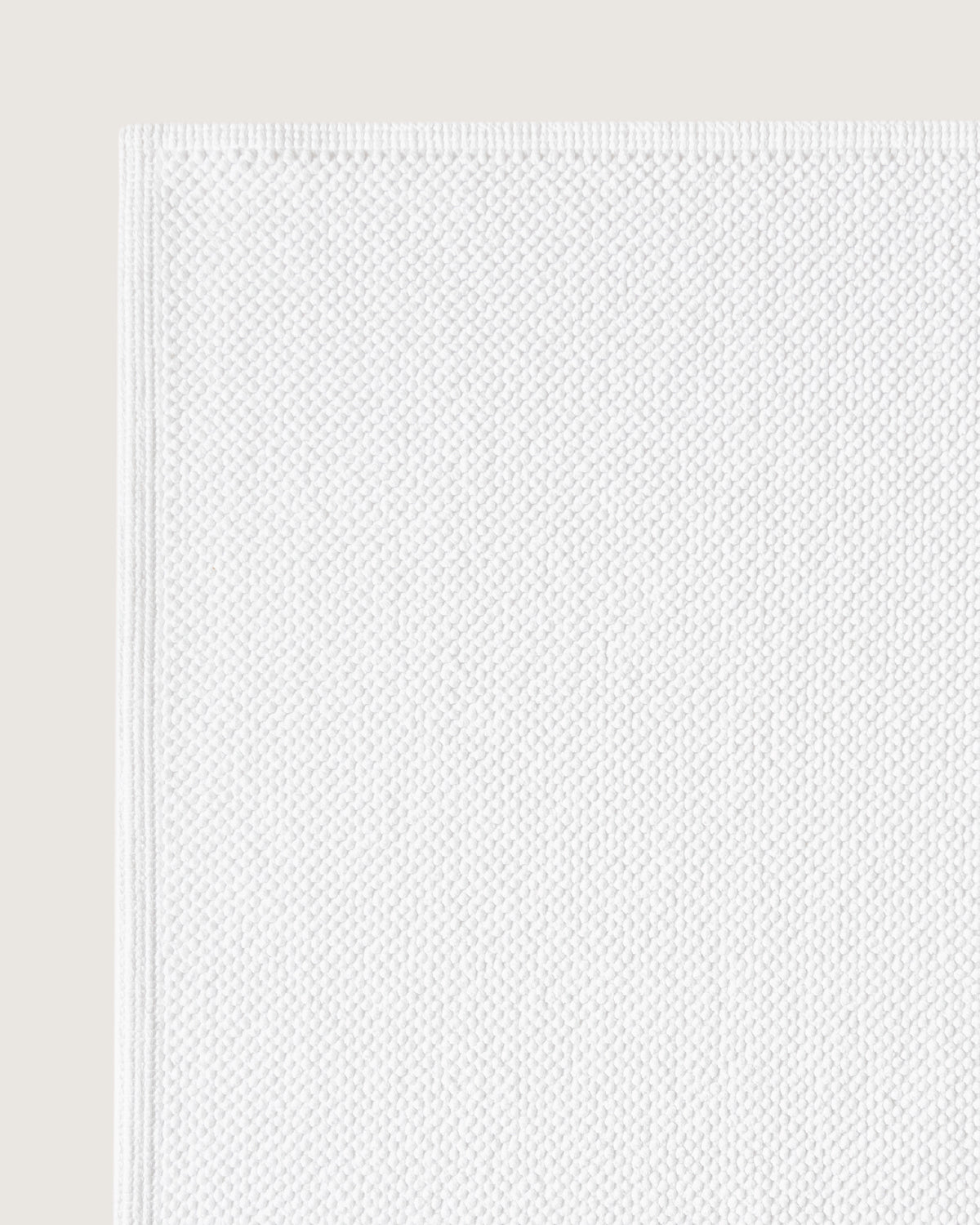 #Color_WHITE