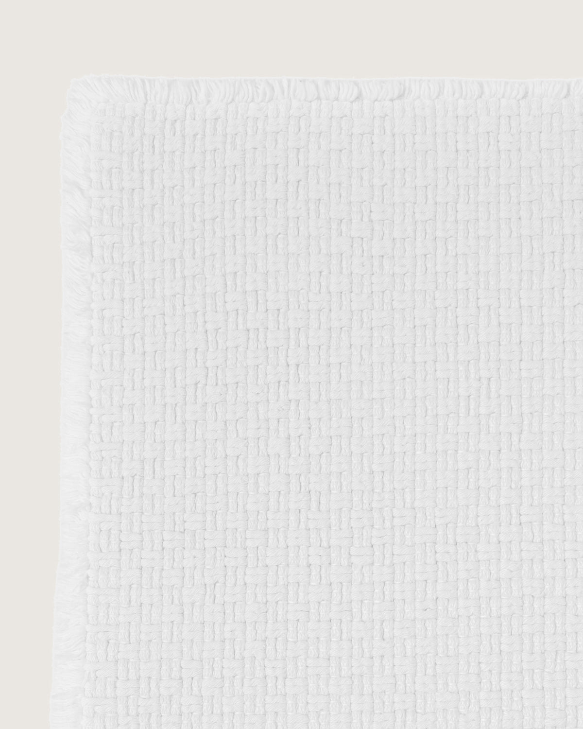 #Color_White